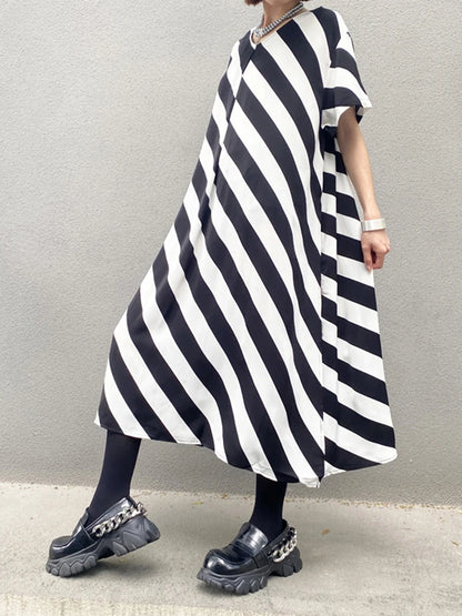 XITAO Casual Oblique Female Striped Dress Loose Fashion Contrast Color Splicing V-neck Collar Women Summer New Dress WLD20239