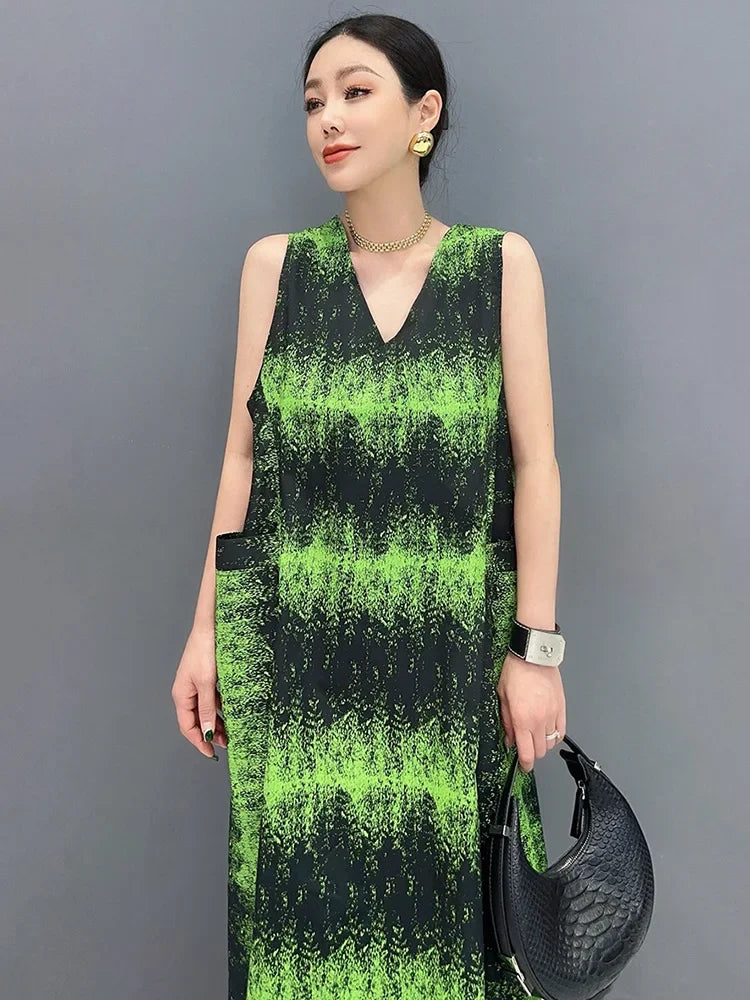 XITAO Casual Sleeveless Tie Dye Dress Fashion V-neck Big Pocket Women Summer New Simplicity Temperament Print Dress HQQ2315